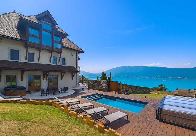 Villa à Veyrier-du-Lac - VEYRIER - La Corniche Elegance, piscine & spa Villa à Veyrier-du-Lac - VEYRIER - La Corniche Elegance, piscine & spa