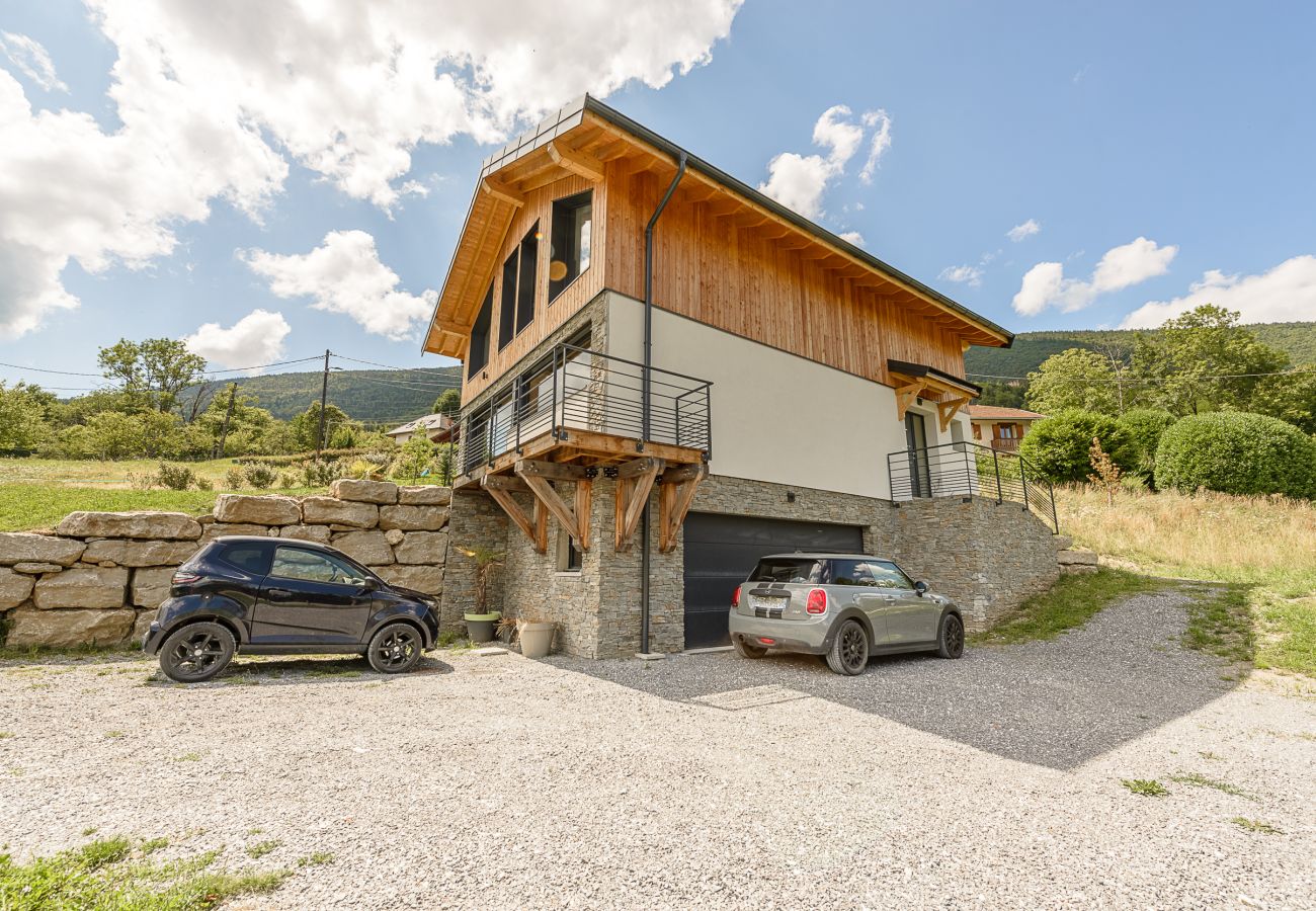 Villa à Saint-Jorioz - ST JORIOZ - Villa Altaia, au calme et vue montagne