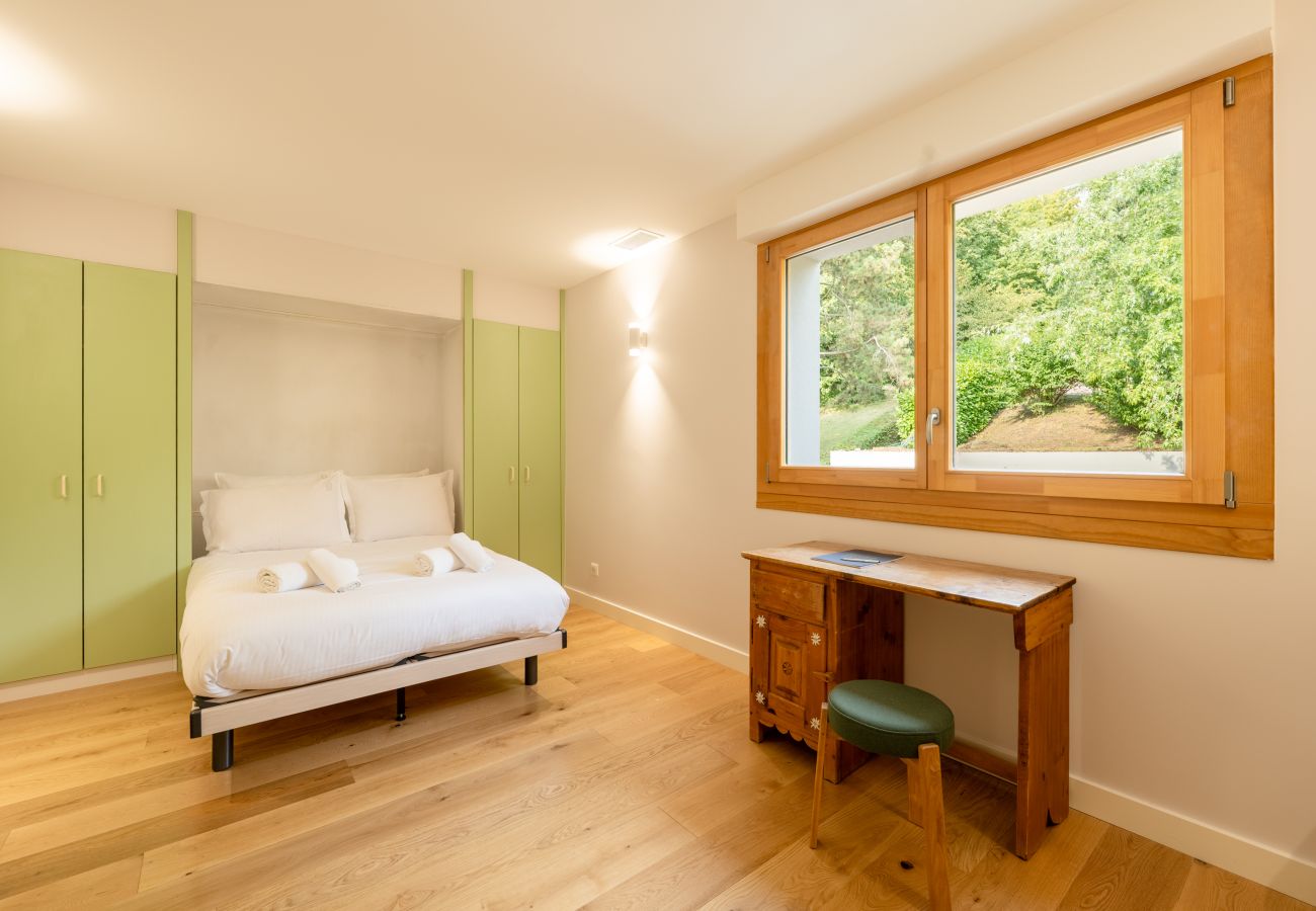 Villa à Veyrier-du-Lac - VEYRIER - Villa Jade, plage privée, 14p