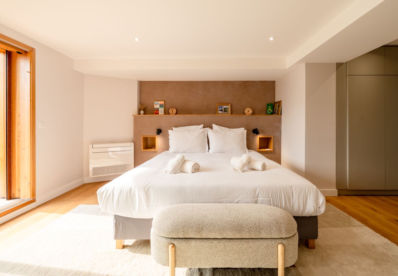 Villa à Veyrier-du-Lac - VEYRIER - Villa Jade, plage privée, 14p