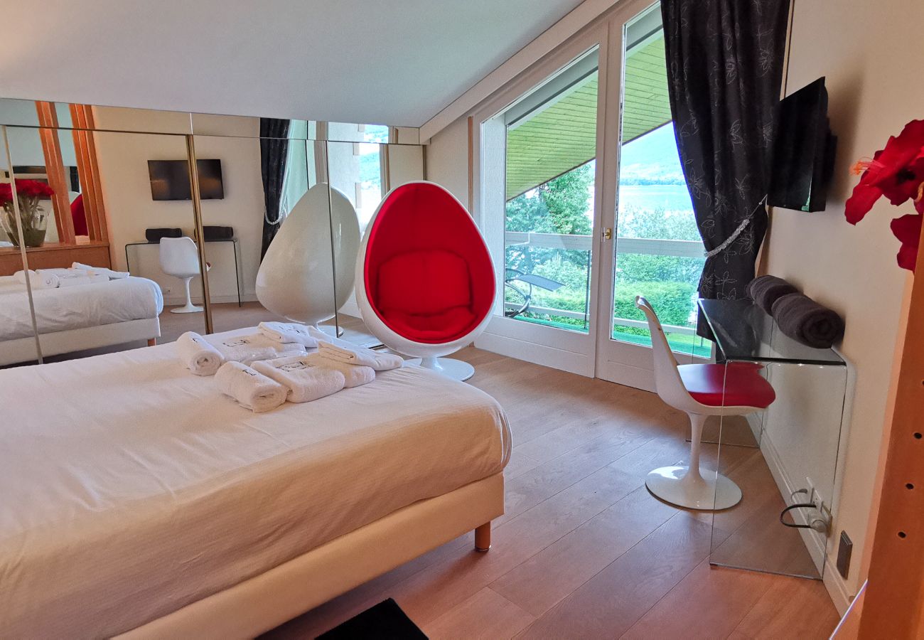 Villa à Veyrier-du-Lac - VEYRIER - Villa Azurea 5★, plage privée, 10p