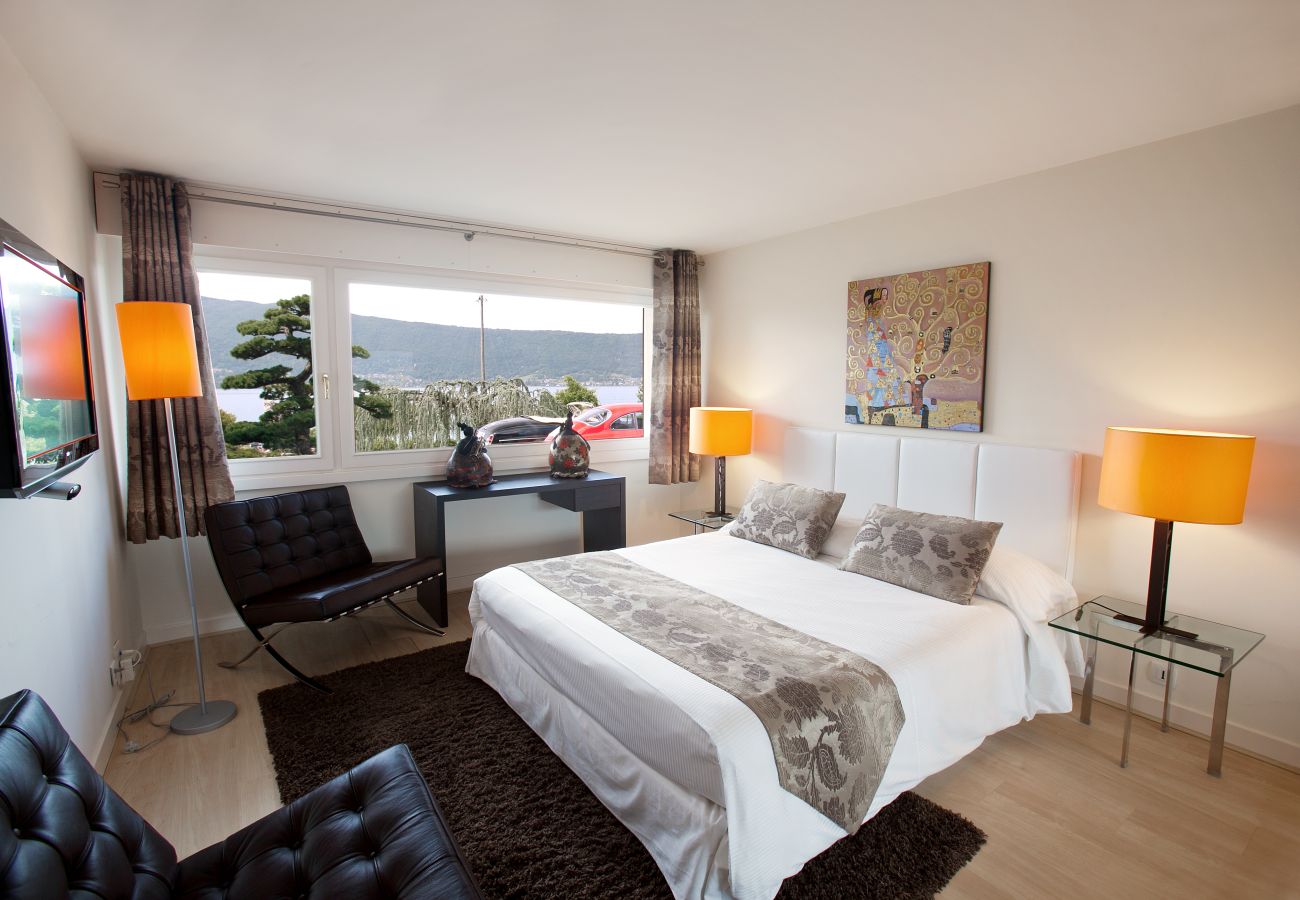 Villa à Veyrier-du-Lac - VEYRIER - Villa Azurea 5★, plage privée, 10p