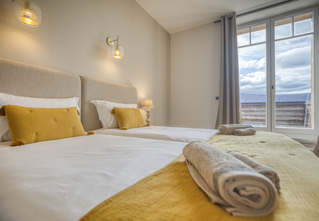 Villa à Veyrier-du-Lac - VEYRIER - Villa Collection, piscine, ponton privé,