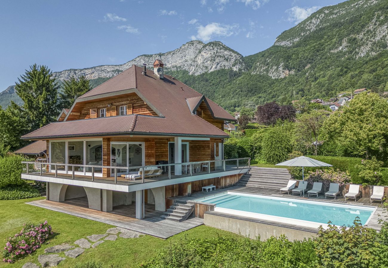 Villa à Veyrier-du-Lac - VEYRIER - Villa Collection, piscine, ponton privé,