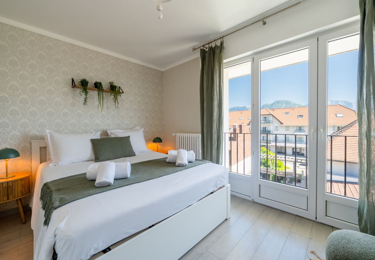 Appartement à Saint-Jorioz - SAINT-JORIOZ -  Le Balcon des Violettes