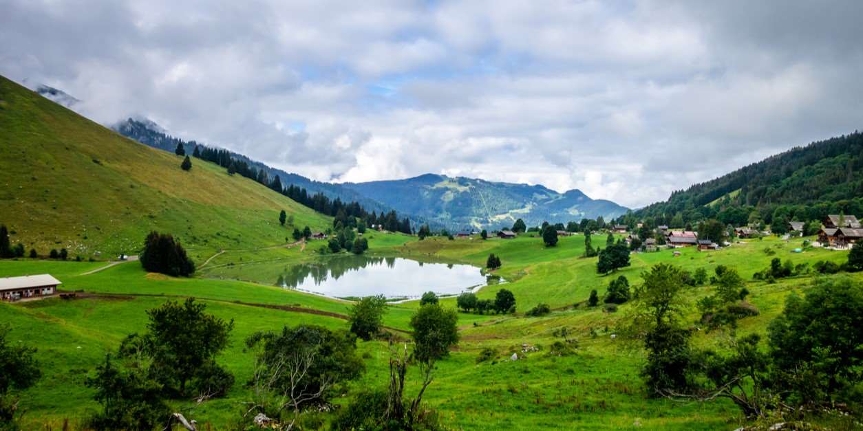Lake-Confins