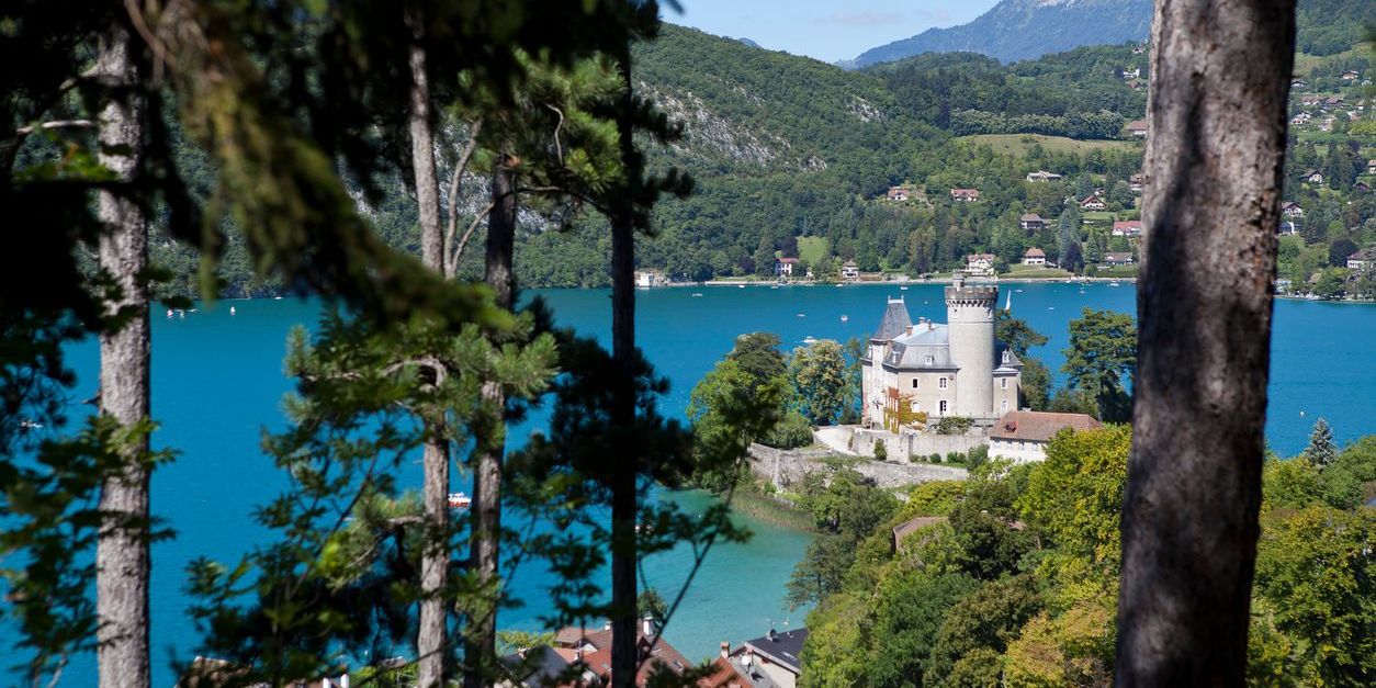 Duingt Castle
